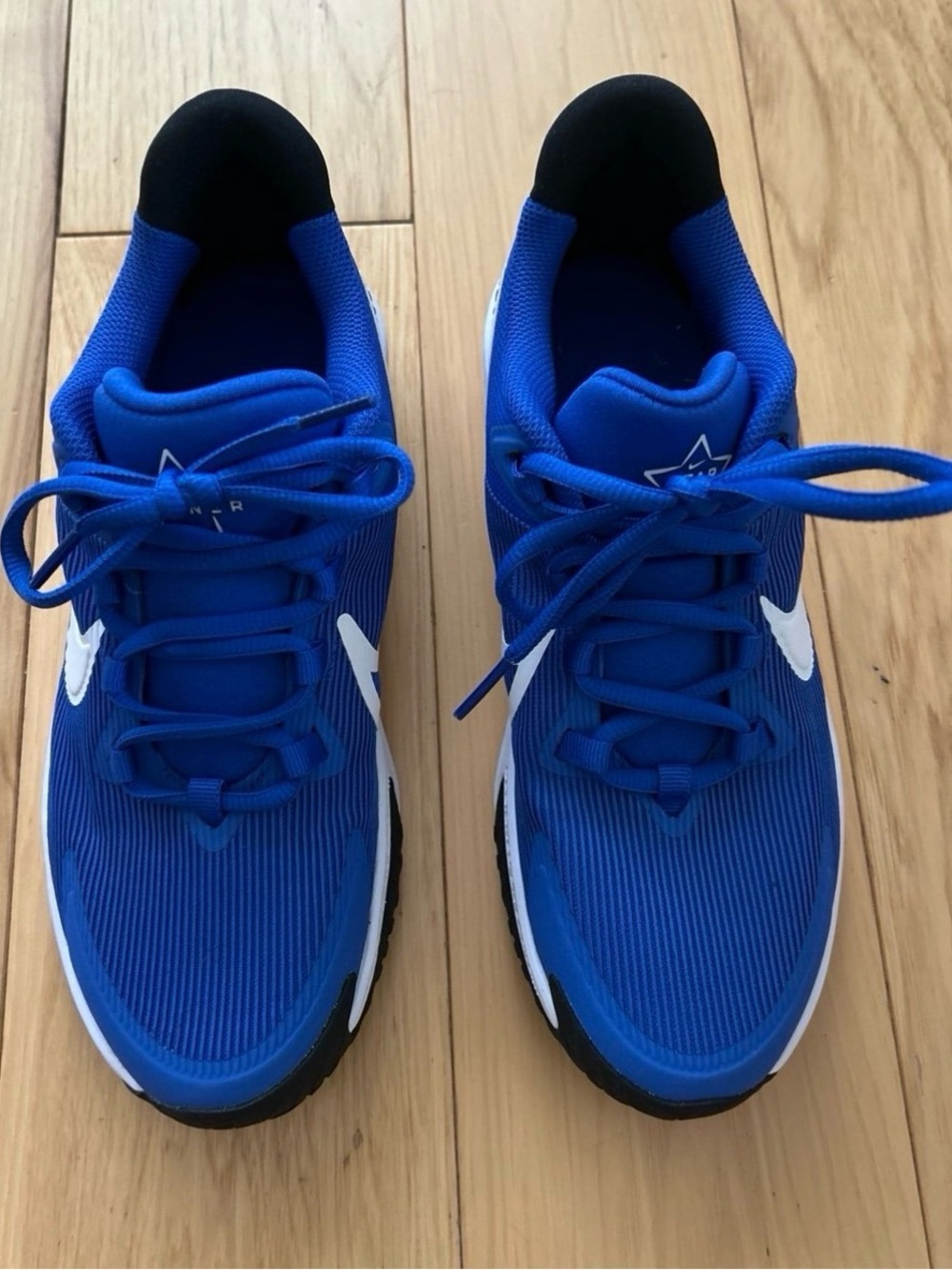 Nike Big Kids’ Star Runner 4 Sneakers, Size 6Y